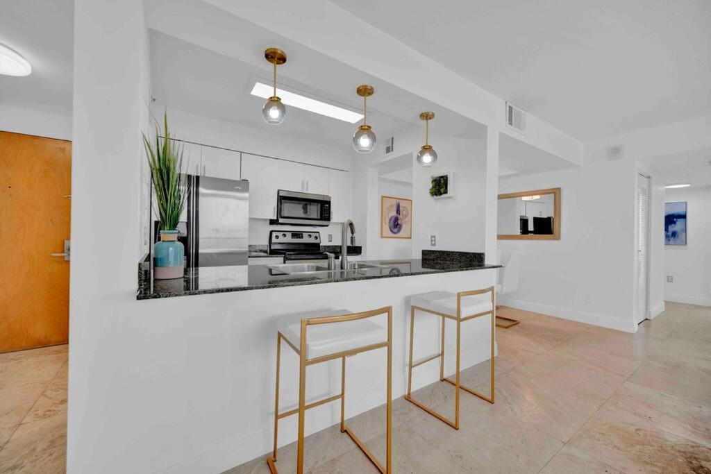 40Th Floor Priceless Unit Central Location Miami Bagian luar foto