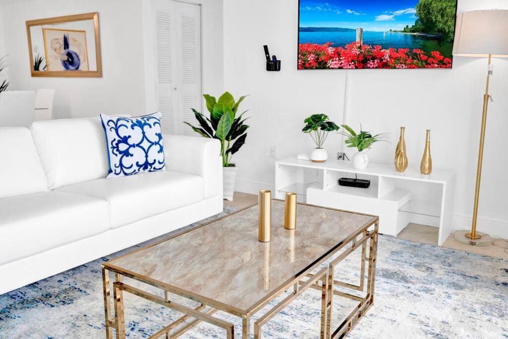 40Th Floor Priceless Unit Central Location Miami Bagian luar foto