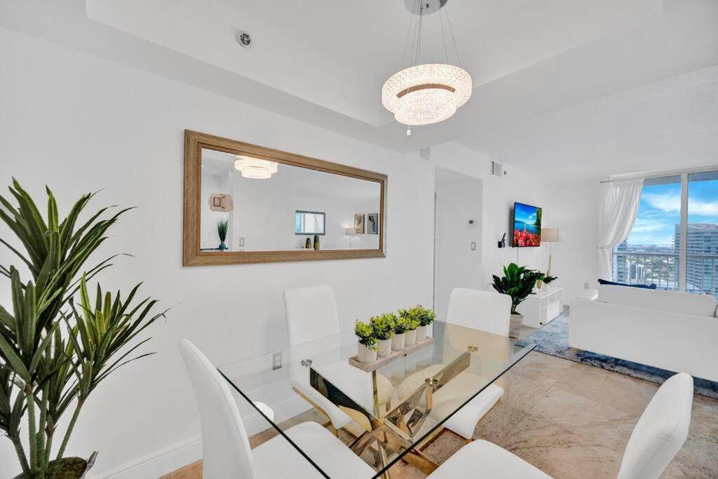 40Th Floor Priceless Unit Central Location Miami Bagian luar foto